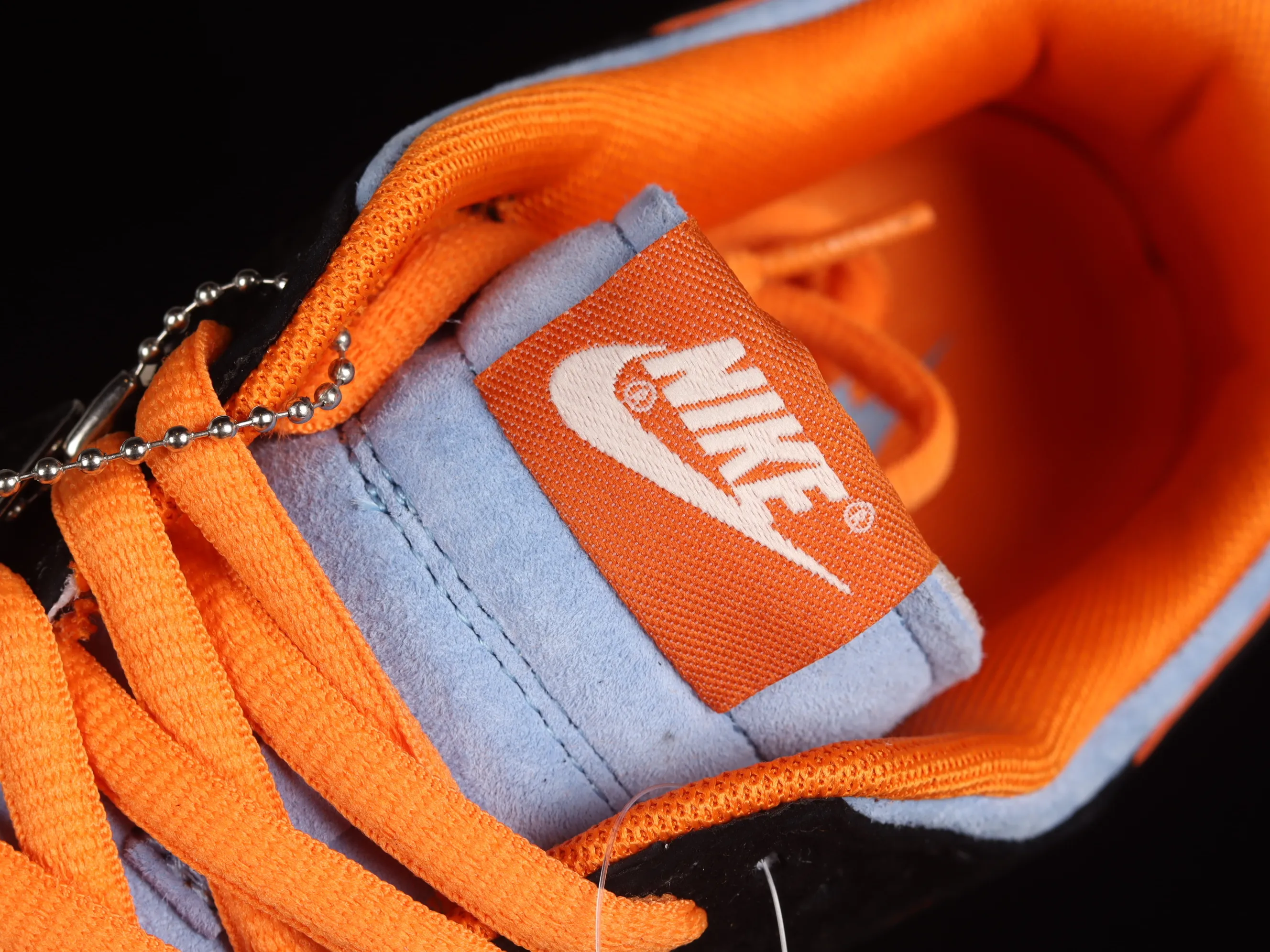 All Categories Nk SB Dunk Series Nk SB Dunk Low Low-top sneakers Otomo Katsuhiro x Nk SB Dunk Low "Steamboy OST" Otomo Katsuhiro co-branded SB low-top sports and leisure sneakers LF0039-027